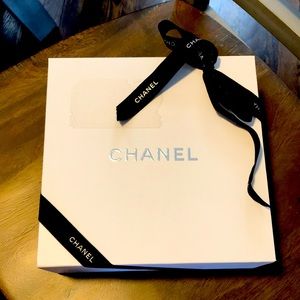 Empty Chanel Box ❤️